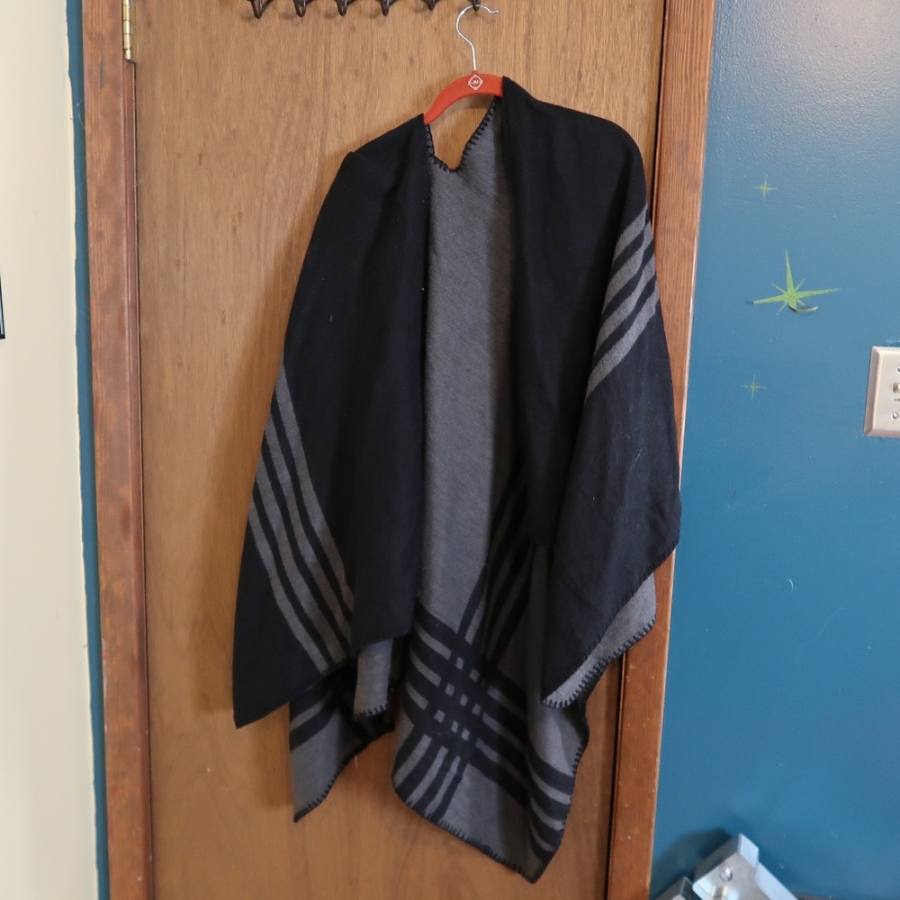 BB Dakota Reversible Poncho x FabFitFun